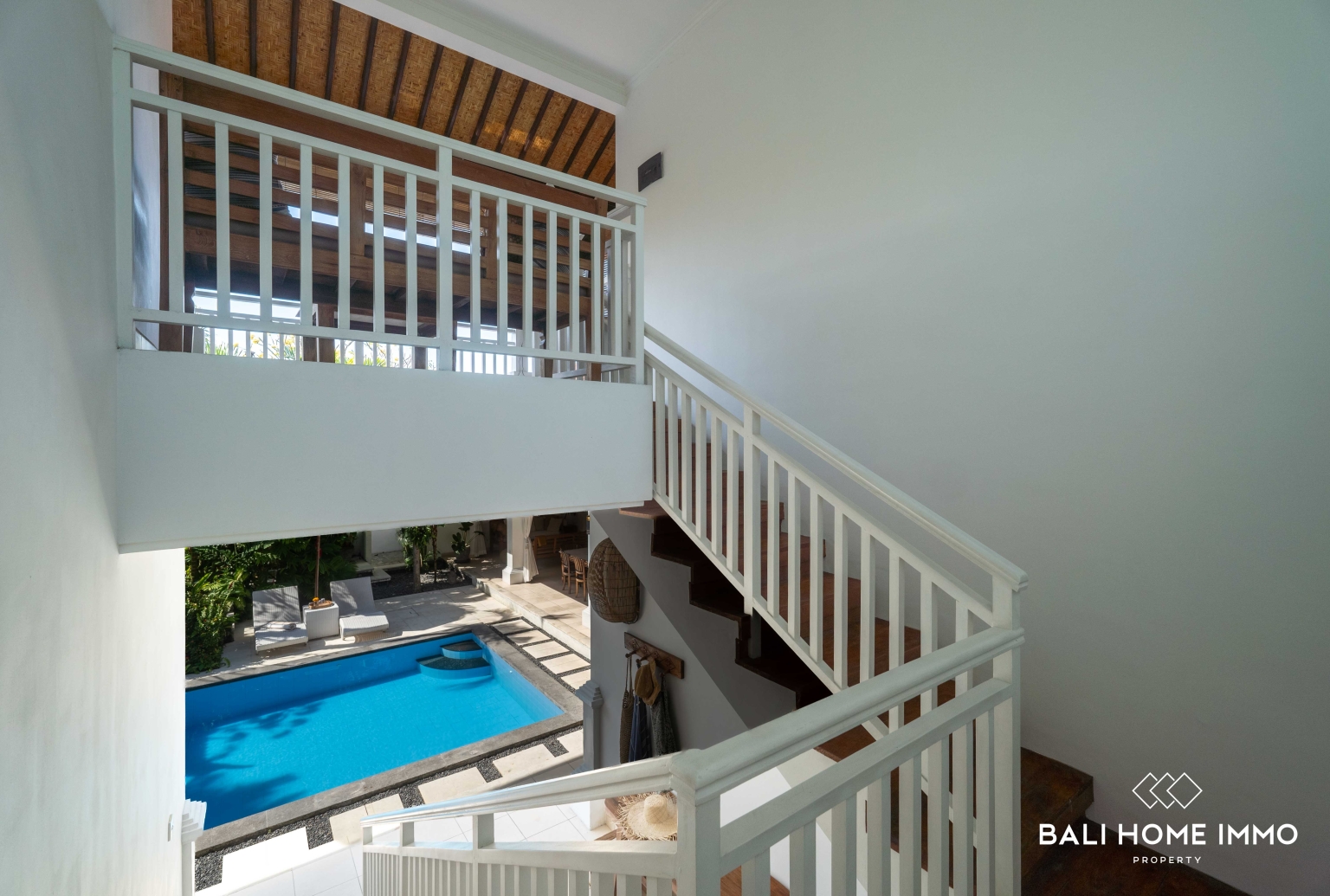 Villa 4 kamar dijual di Canggu Berawa view 11