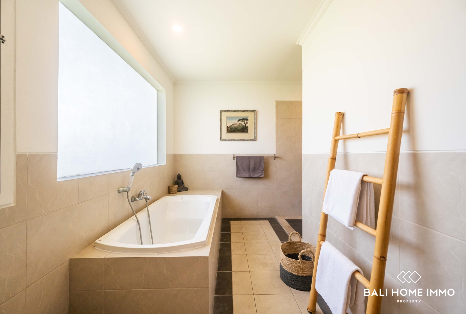 Villa 4 kamar dijual di Canggu Berawa view 26
