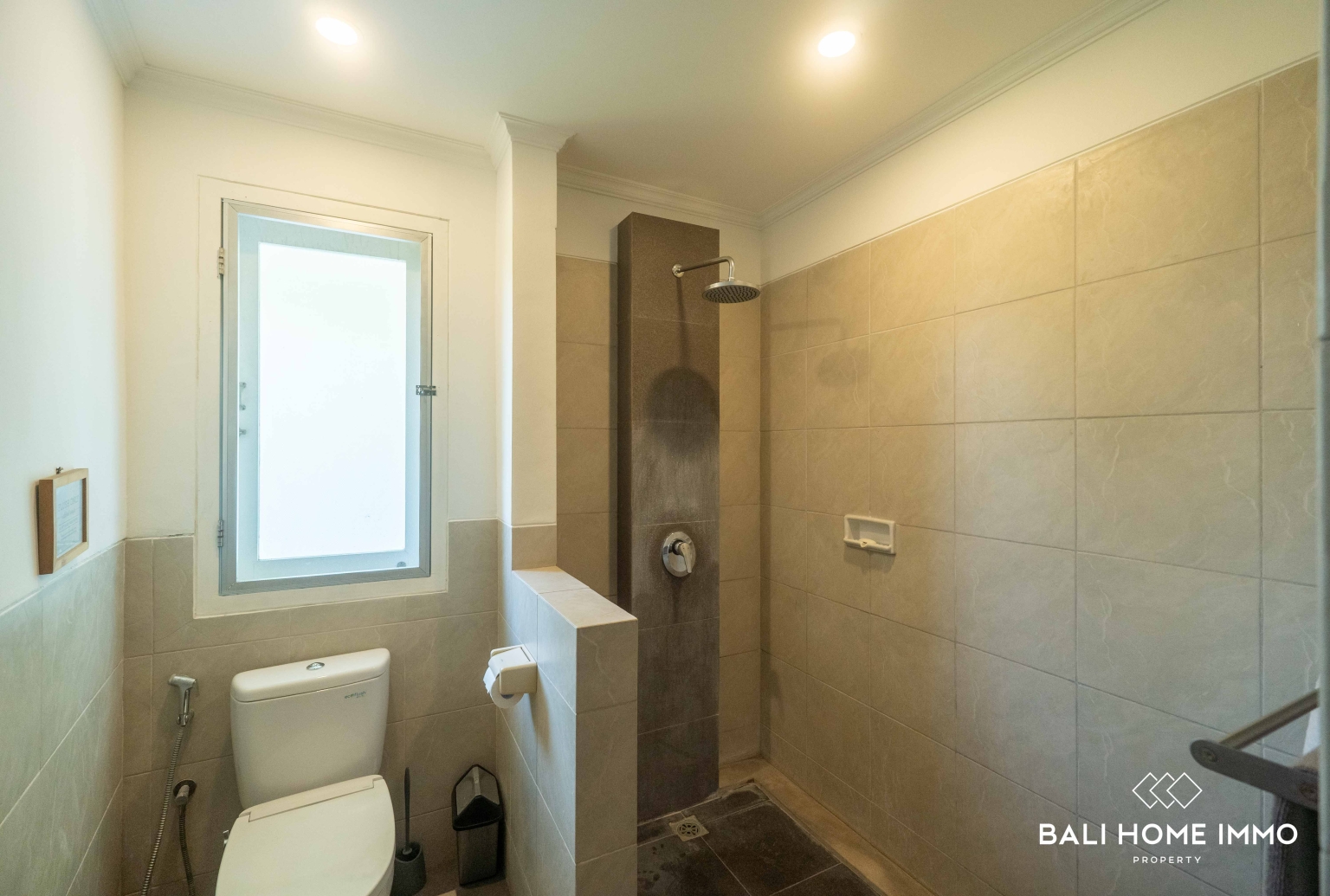 Villa 4 kamar dijual di Canggu Berawa view 25