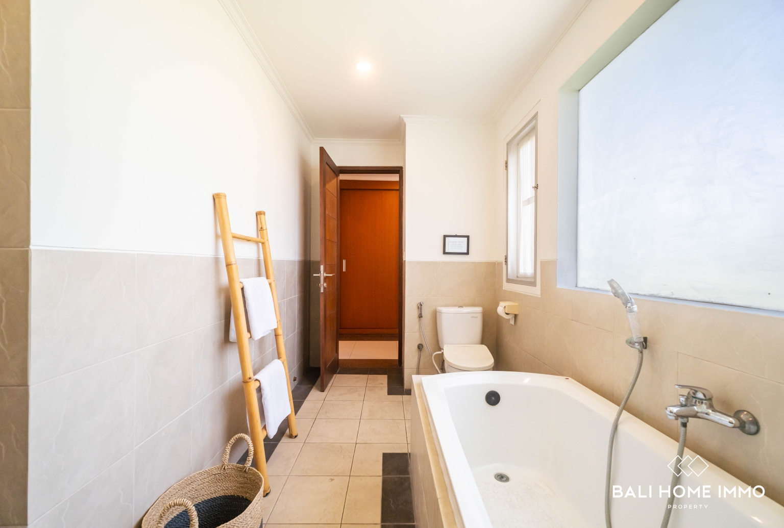 Villa 4 kamar dijual di Canggu Berawa view 27