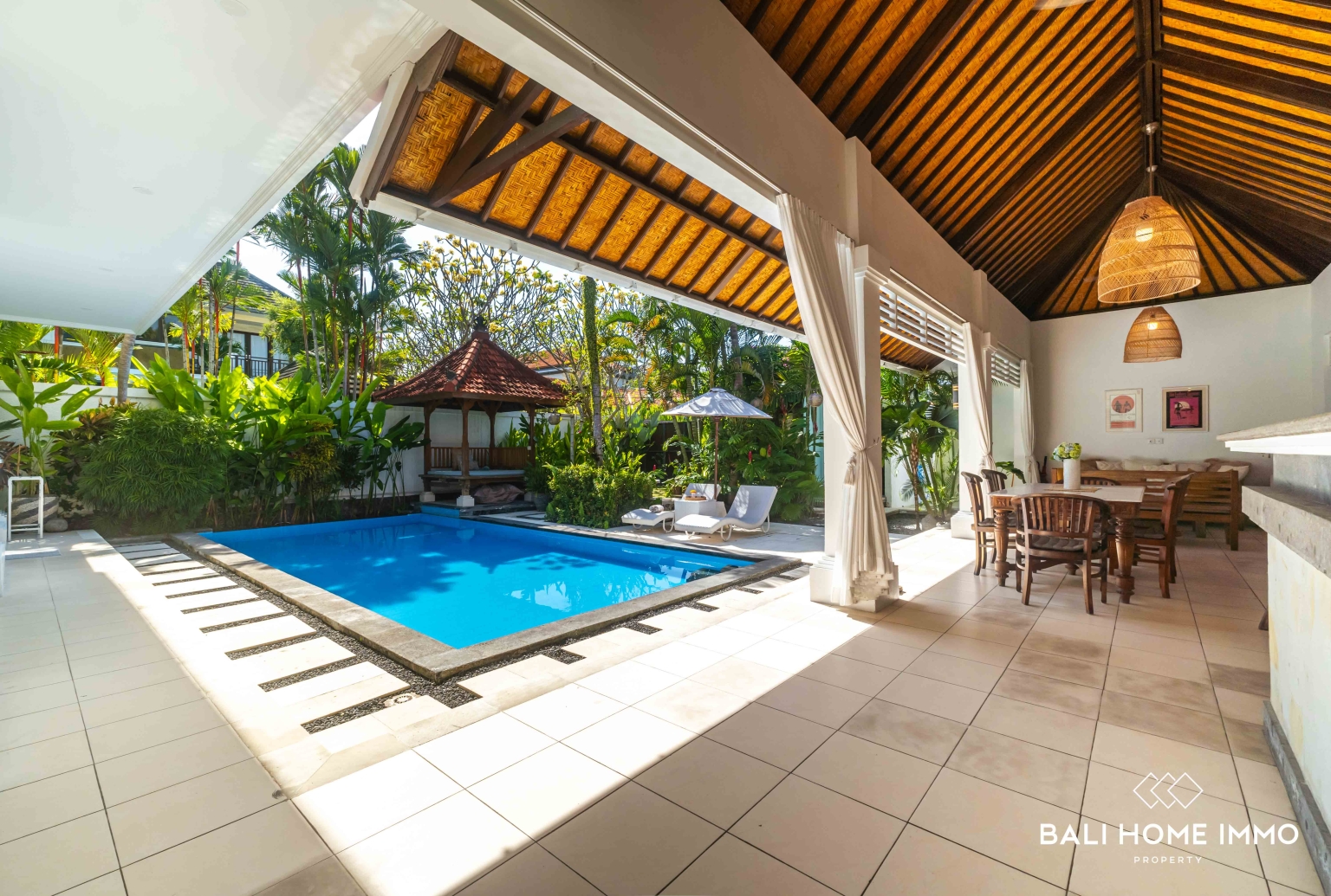 Villa 4 kamar dijual di Canggu Berawa view 3