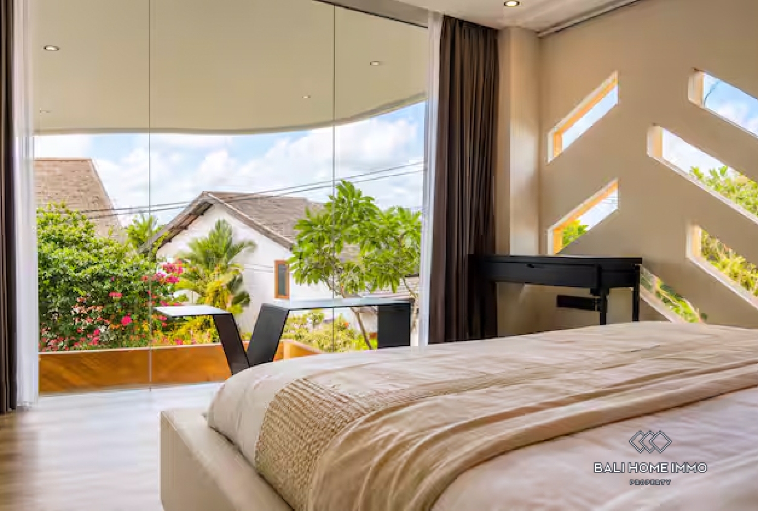 Dua unit vila 2 kamar dijual dengan status hak sewa di kawasan perumahan Canggu, Bali. view 17