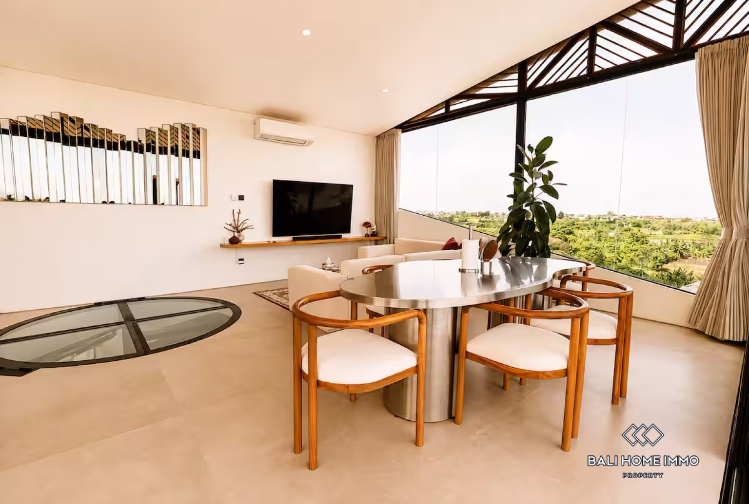 Dua unit vila 2 kamar dijual dengan status hak sewa di kawasan perumahan Canggu, Bali. view 2