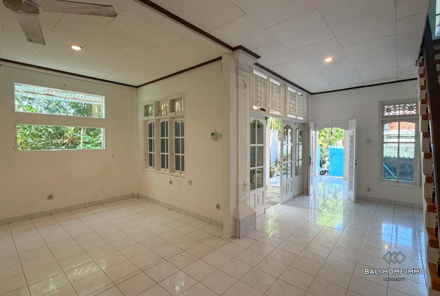 4 Bedrooms family villa for long term rental in bali Sanur view 3