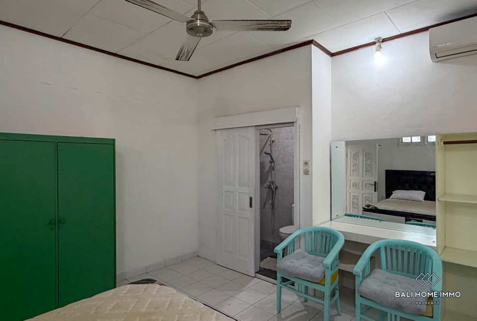 4 Bedrooms family villa for long term rental in bali Sanur view 13