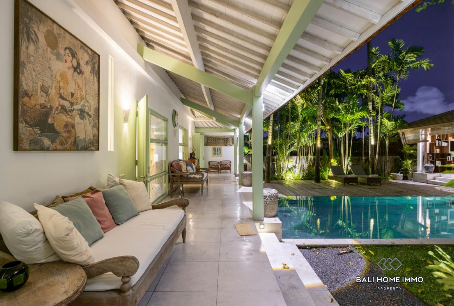 4 Bedrooms Villa for Sale and Rent Umalas Bali view 23