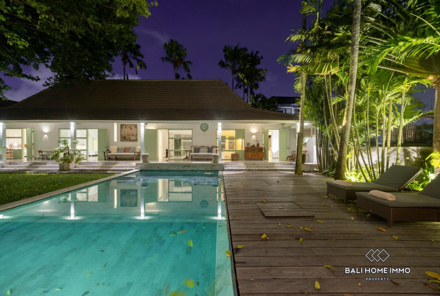 4 Bedrooms Villa for Sale and Rent Umalas Bali view 21