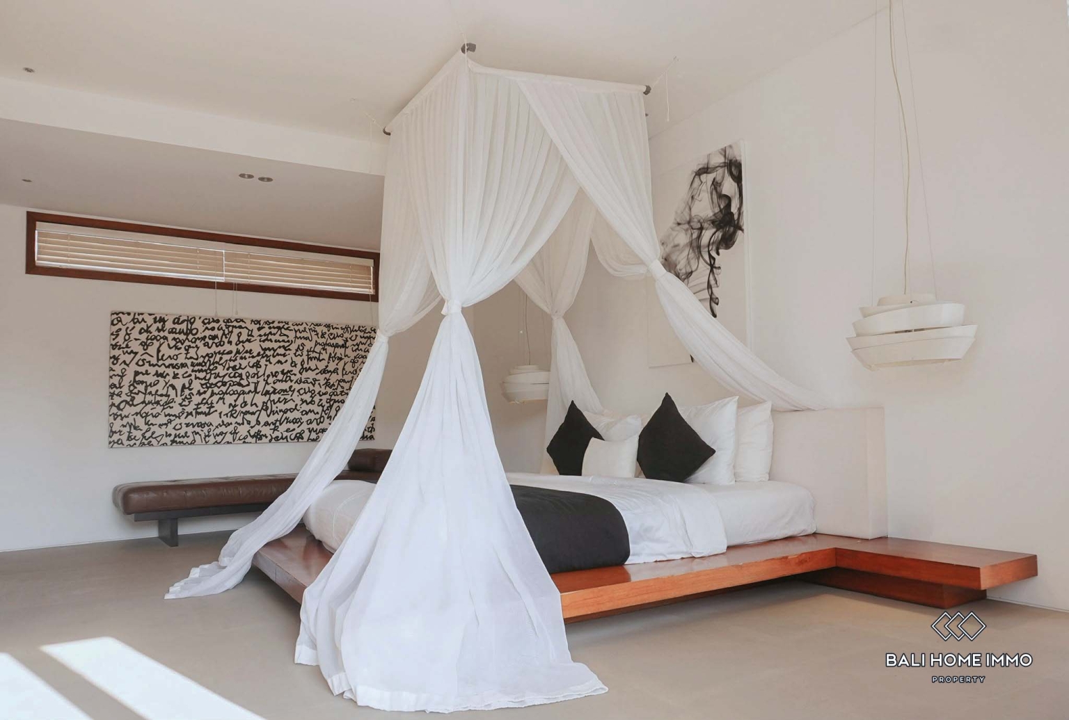 3 Bedrooms villa with ricefield view for sale in Bali Canggu Echo Beach view 9