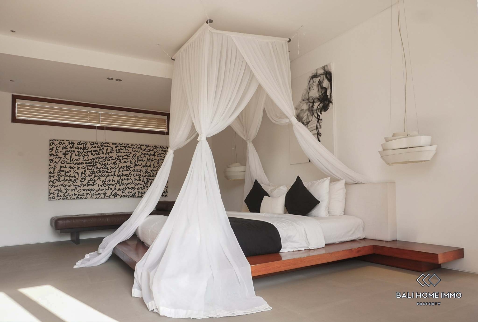 3 Bedrooms villa with ricefield view for sale in Bali Canggu Echo Beach view 10