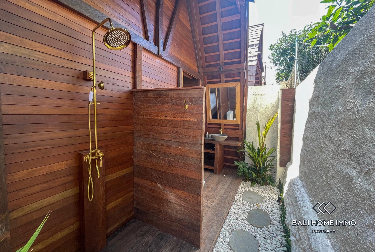 4 Units of 1 Bedroom Cottages for Sale Leasehold in Ungasan view 6