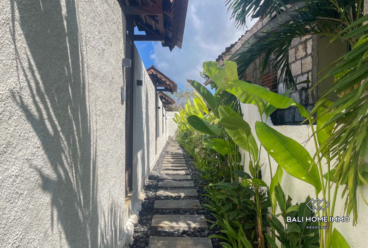 4 Units of 1 Bedroom Cottages for Sale Leasehold in Ungasan view 8