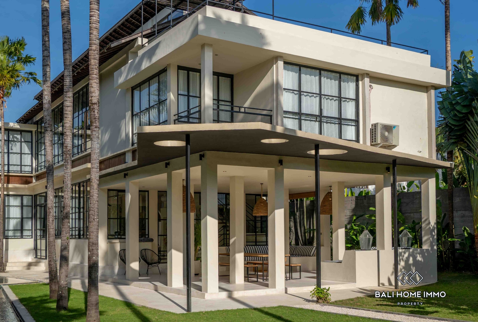 Vila keluarga 5 kamar dengan taman untuk disewa tahunan di Berawa view 19