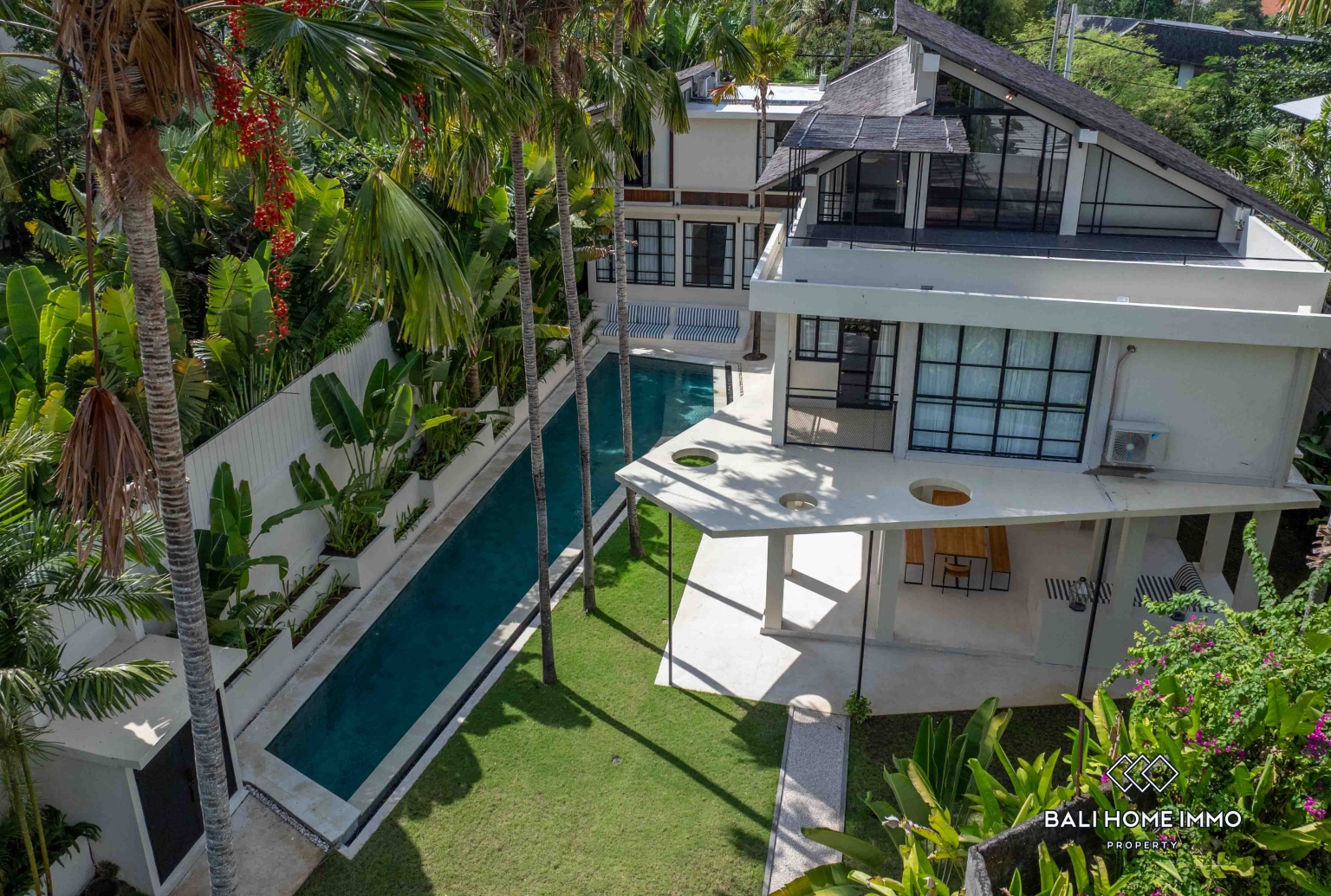 Vila keluarga 5 kamar dengan taman untuk disewa tahunan di Berawa view 21