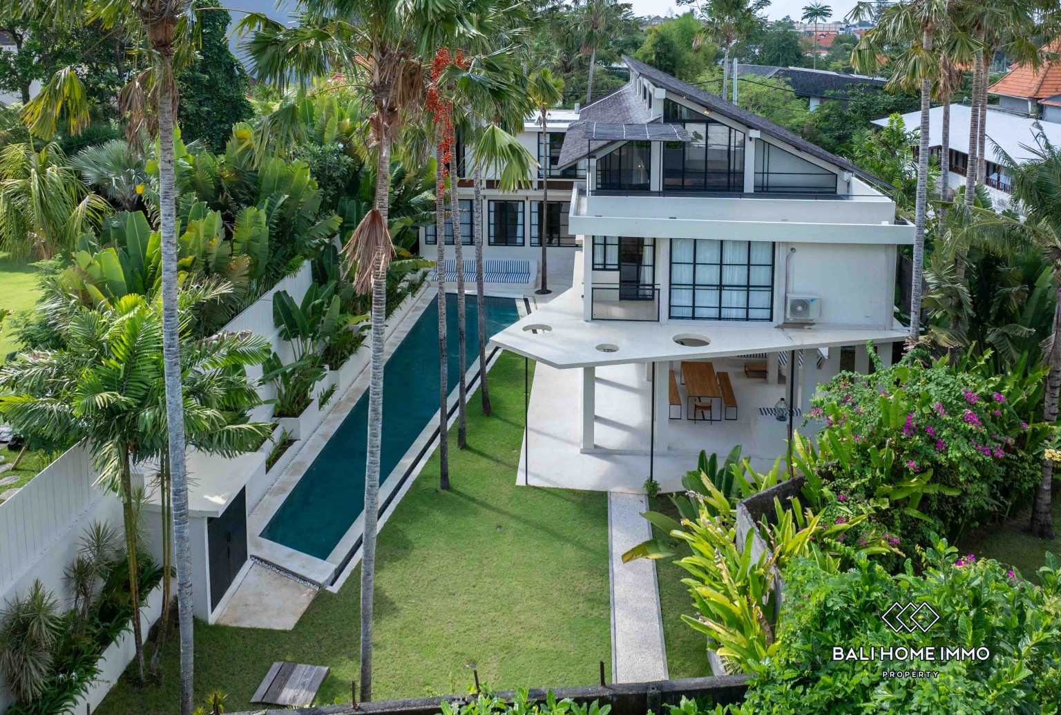 Vila keluarga 5 kamar dengan taman untuk disewa tahunan di Berawa view 22