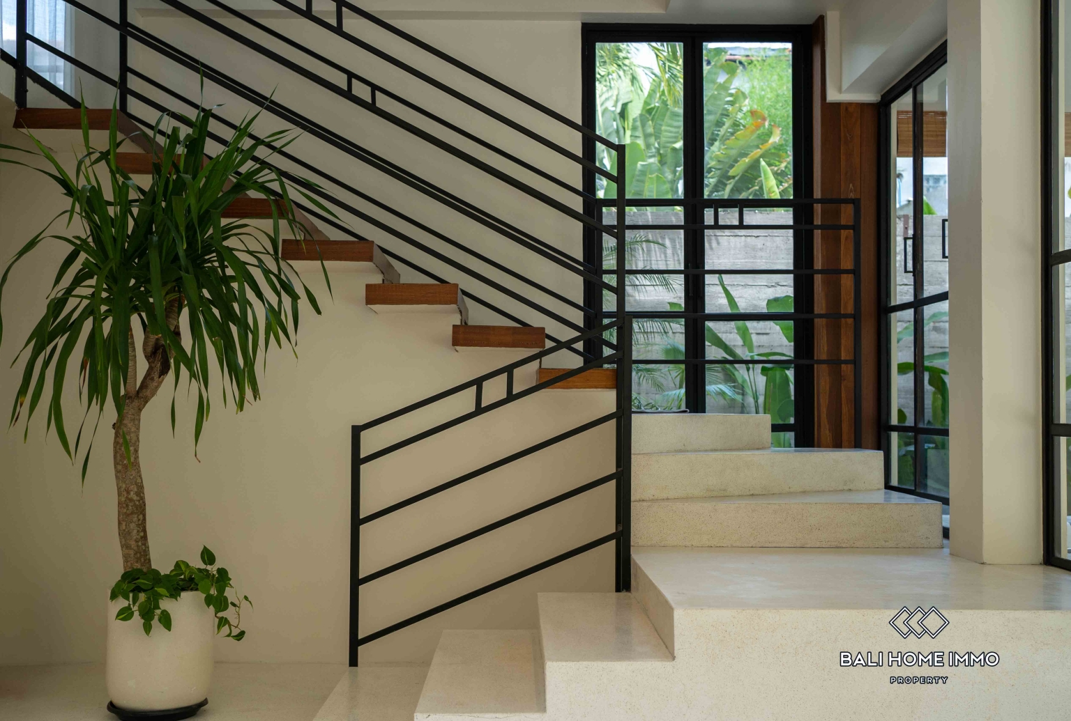 Vila keluarga 5 kamar dengan taman untuk disewa tahunan di Berawa view 12