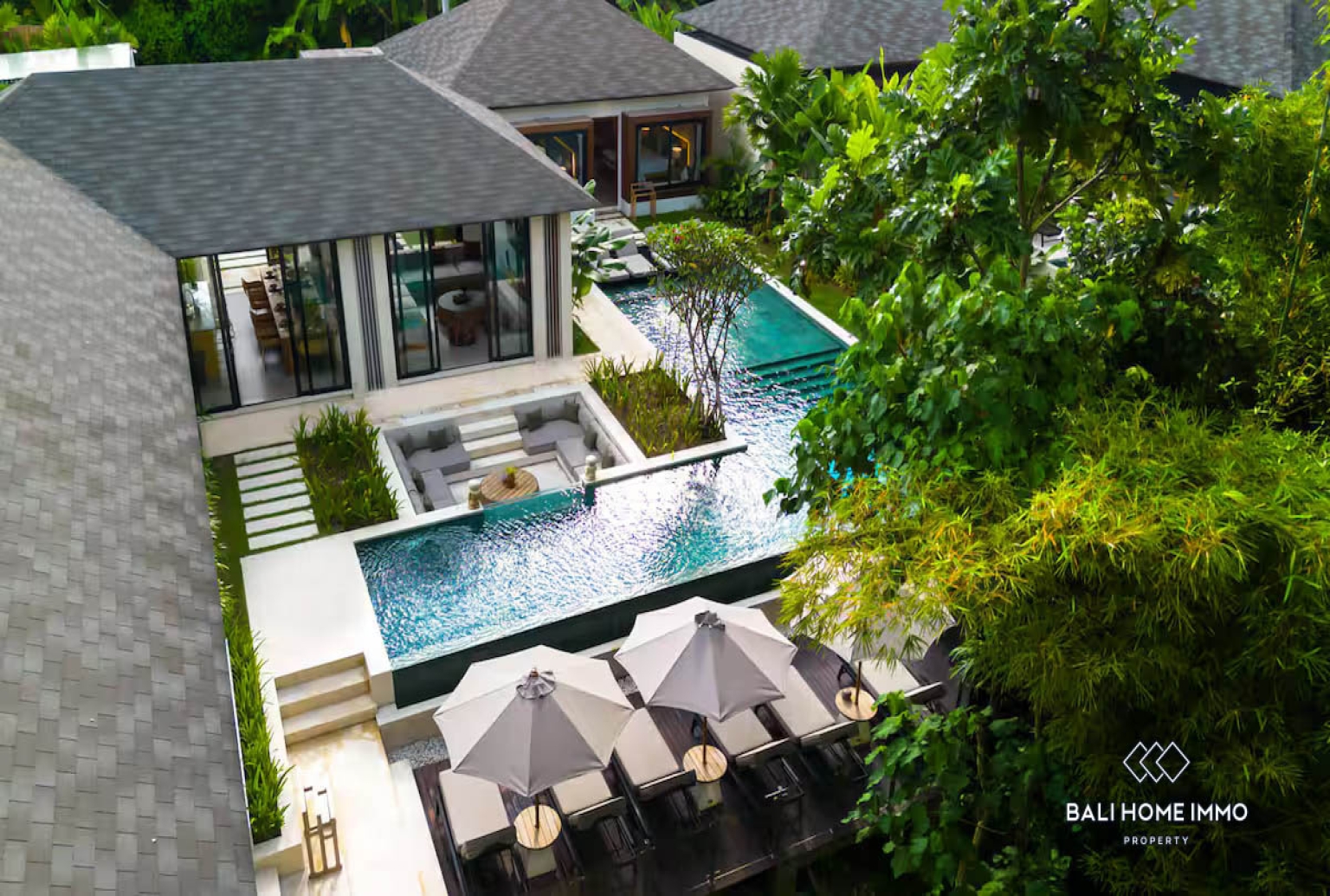 5 Bedroom Pink Zone villa with jungle view for sale in Ubud view 17