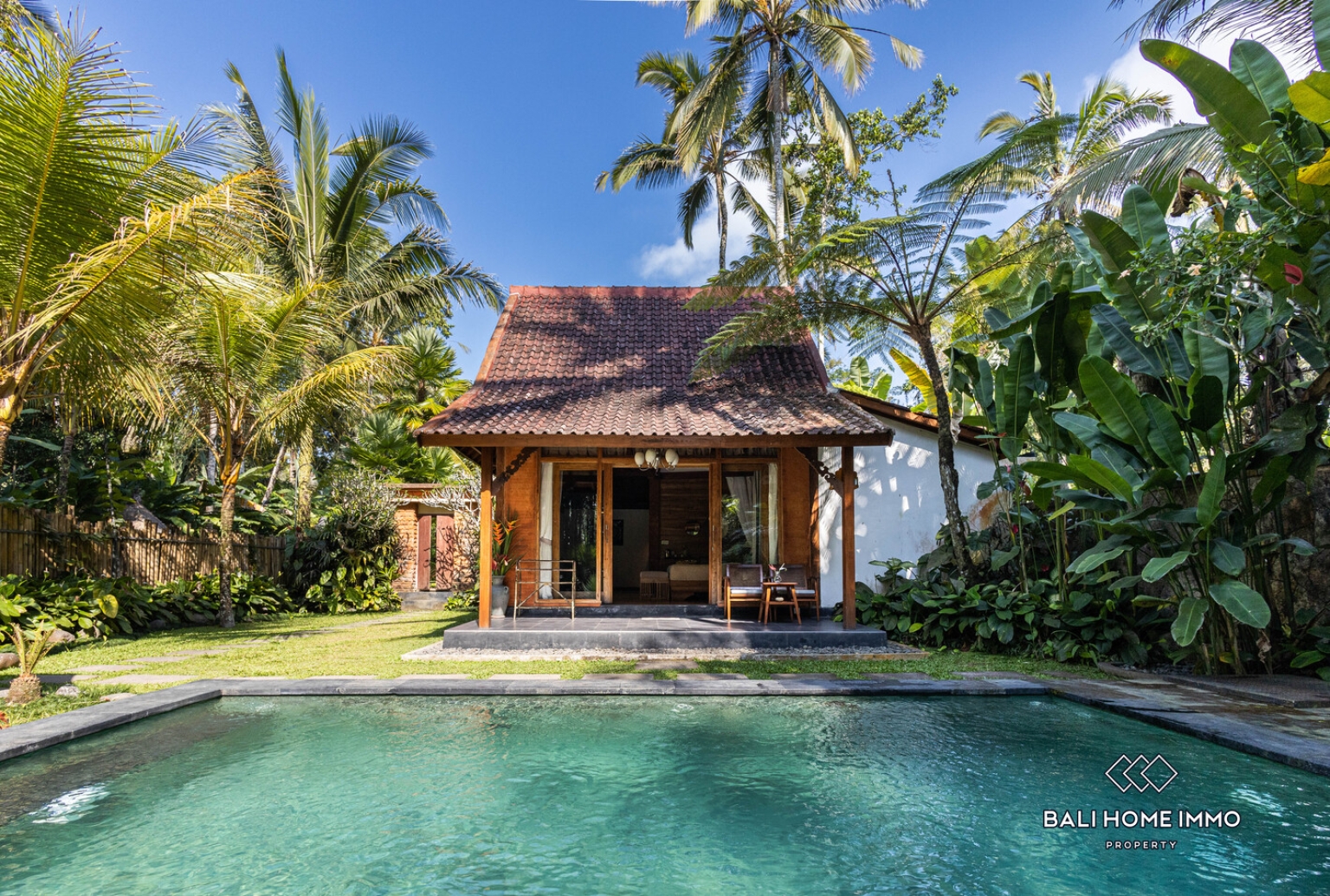 Villa de charme de 5 chambres à vendre dans le complexe Sanctuary à Ubud view 2