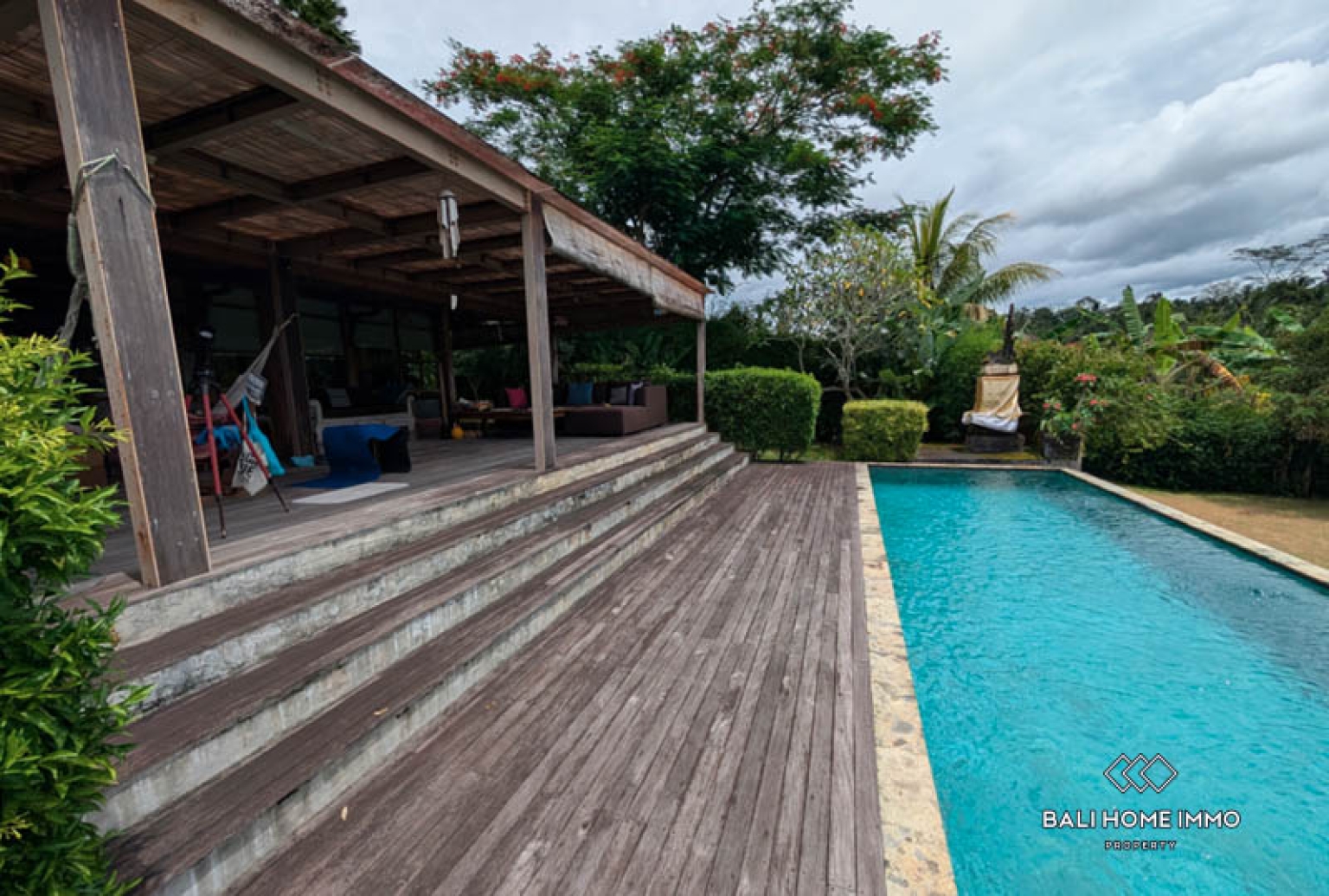 5-bedroom Villa with Ricefield View  for Rent in Ubud view 3