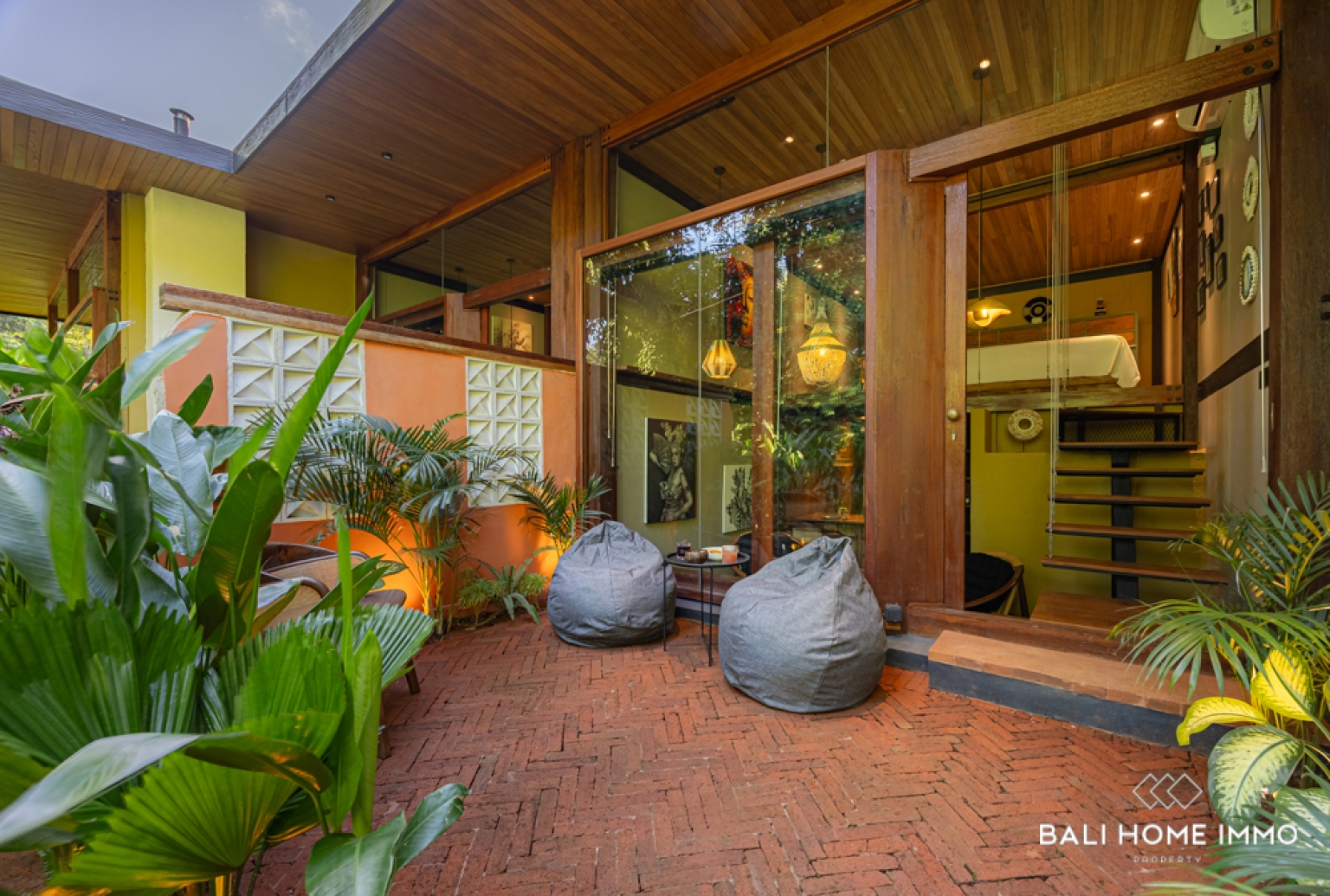 5 units of 1 Bedroom TROPICAL VILLA FOR SALE LEASEHOLD IN PECATU view 5