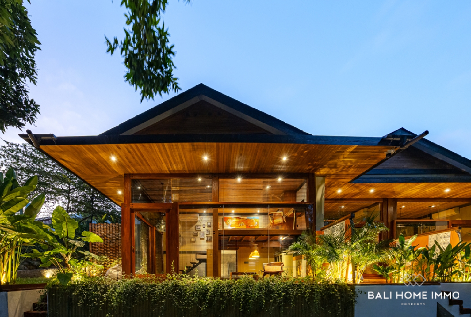 5 units of 1 Bedroom TROPICAL VILLA FOR SALE LEASEHOLD IN PECATU view 2