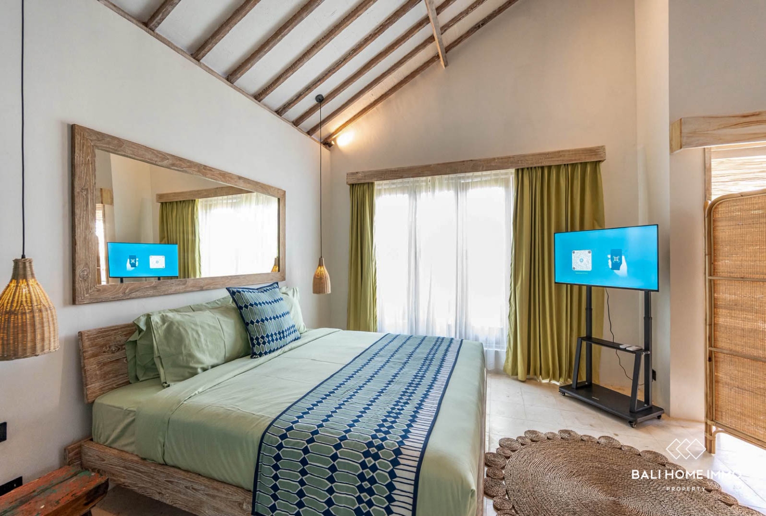 VILLA COMPLEX WITH 5 UNITS 1 BEDROOM VILLA IN TUMBAK BAYUH view 3