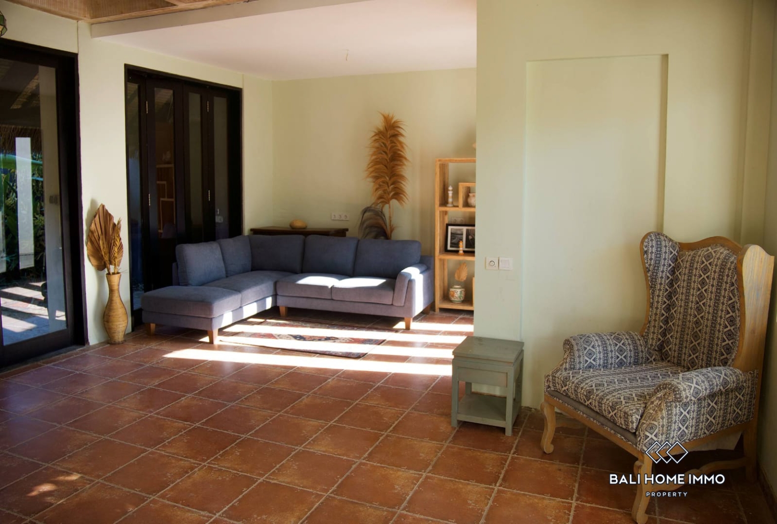 6 Bedrooms family villa for sale and rental in Bali Pererenan beach view 2