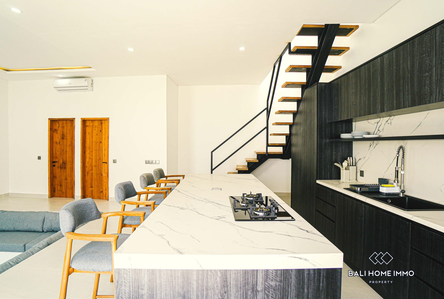 8 units of two bedroom villa for sale in Padonan Canggu view 9