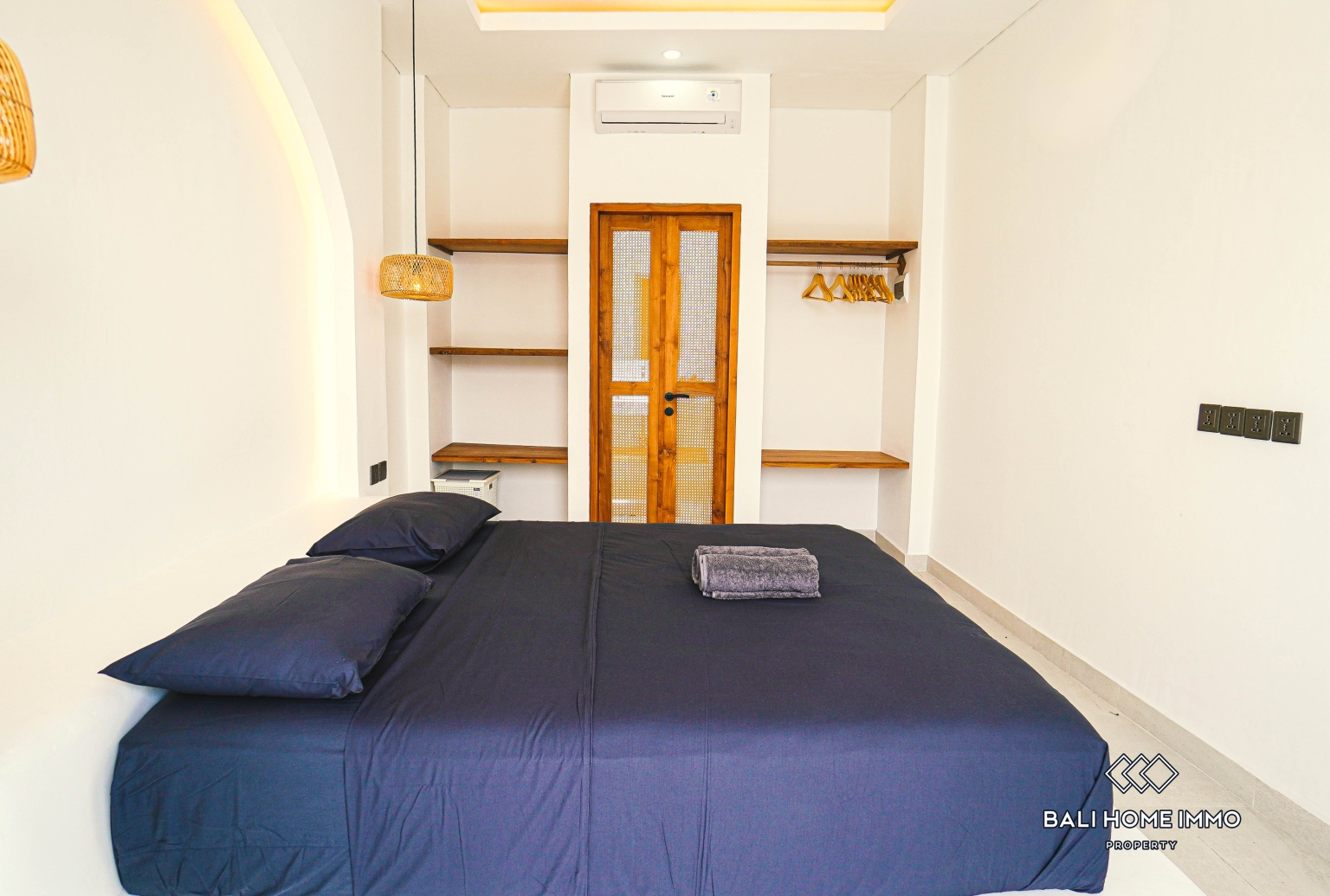 8 units of two bedroom villa for sale in Padonan Canggu view 14