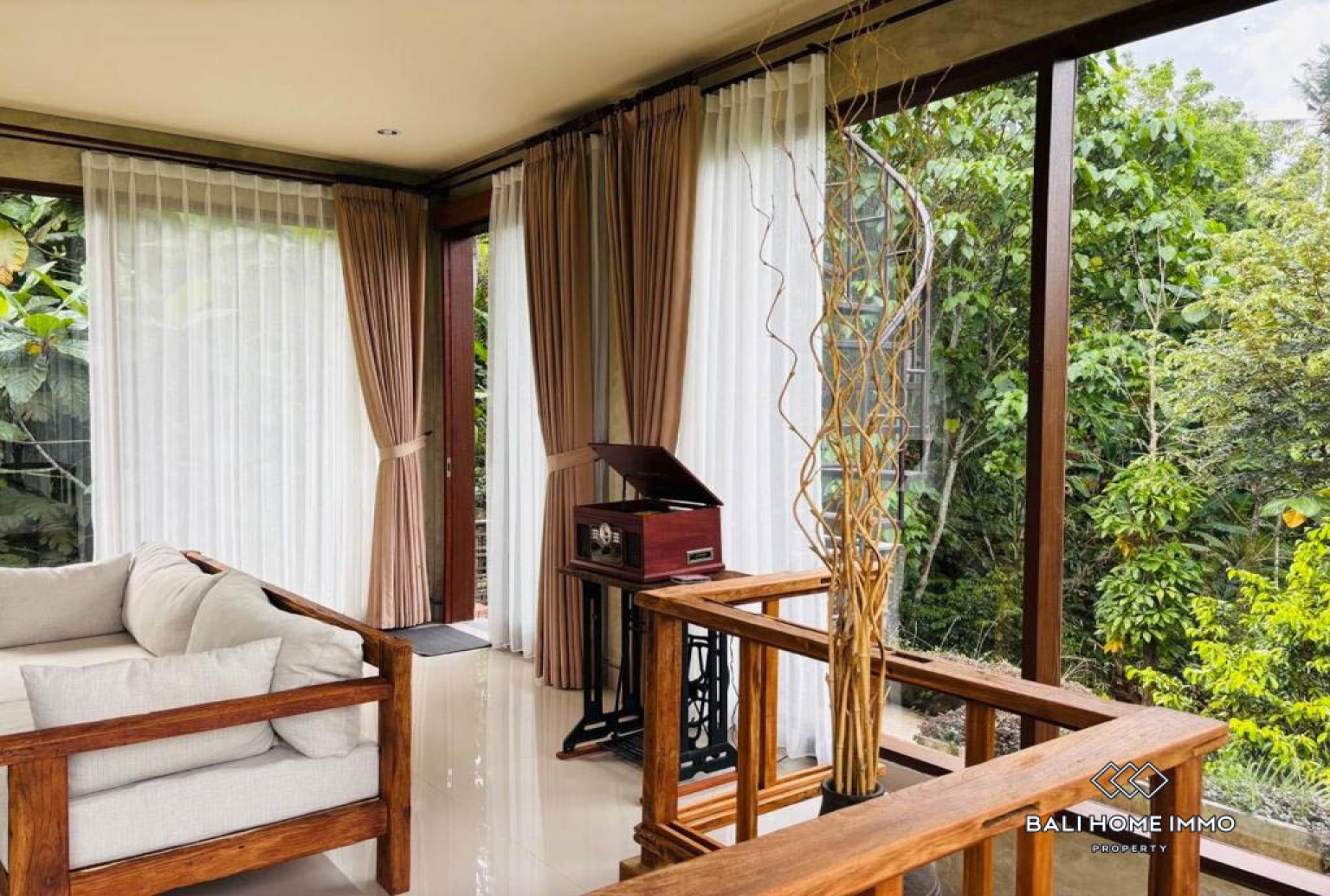 Villa cachée de 2 chambres à vendre à Payangan view 4