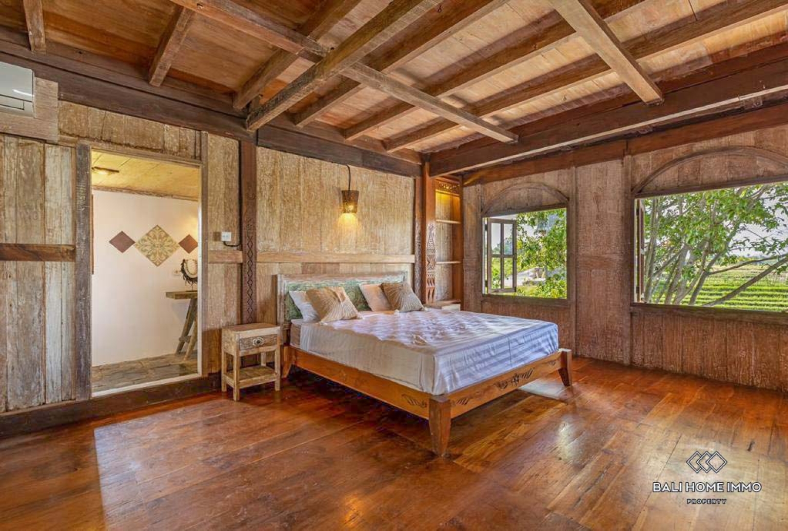 Antique 3-Bedroom Villa Surrounded by Rice Fields for Yearly rental in Bali Cemagi Beach view 16