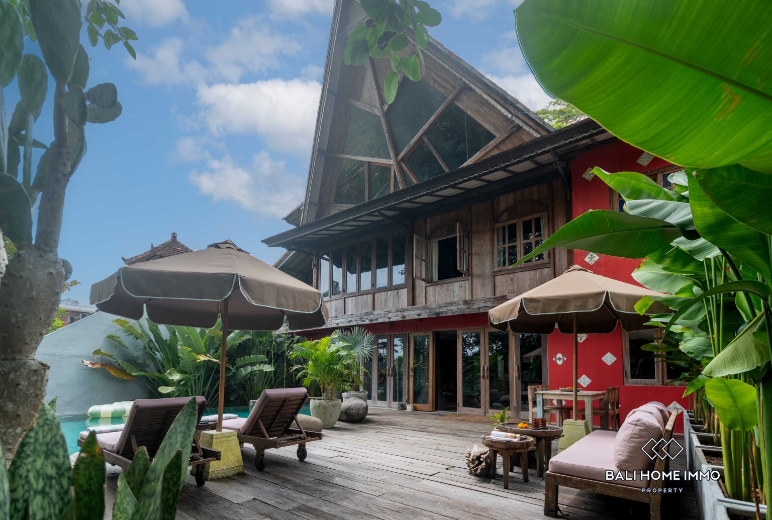 Antique 3-Bedroom Villa Surrounded by Rice Fields for Yearly rental in Bali Cemagi Beach view 2