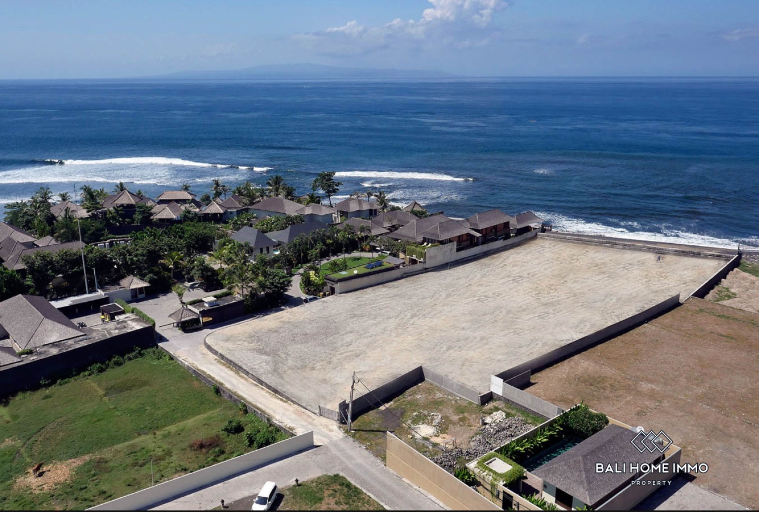 Terrain de 8800 m² en bord de mer zone rose à vendre à Pabean Beach, Sukawati view 3