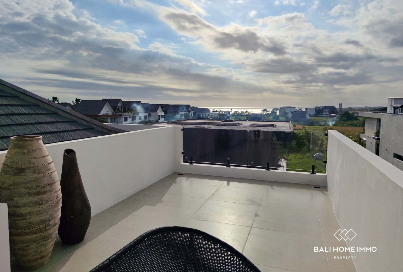 Villa de 4 chambres en bord de mer avec vue sur les rizières depuis le toit, à vendre à Cemagi, Bali view 17