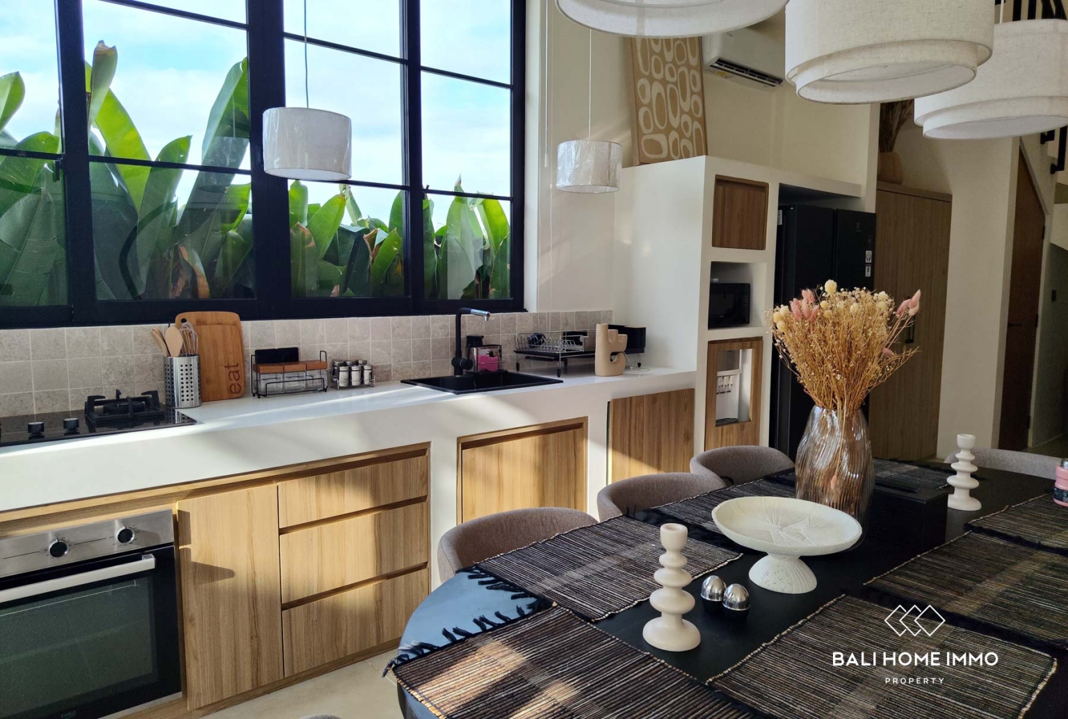 Villa de 4 chambres en bord de mer avec vue sur les rizières depuis le toit, à vendre à Cemagi, Bali view 4