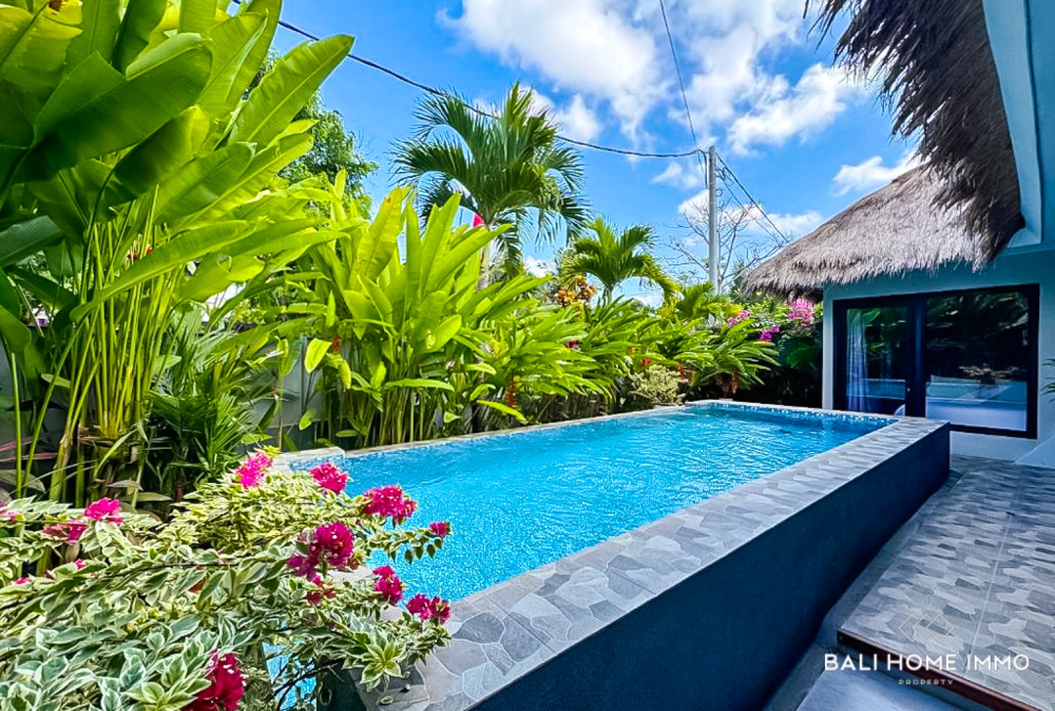 BEAUTIFUL 2 BEDROOM VILLA FOR SALE LEASEHOLD IN UNGASAN view 2