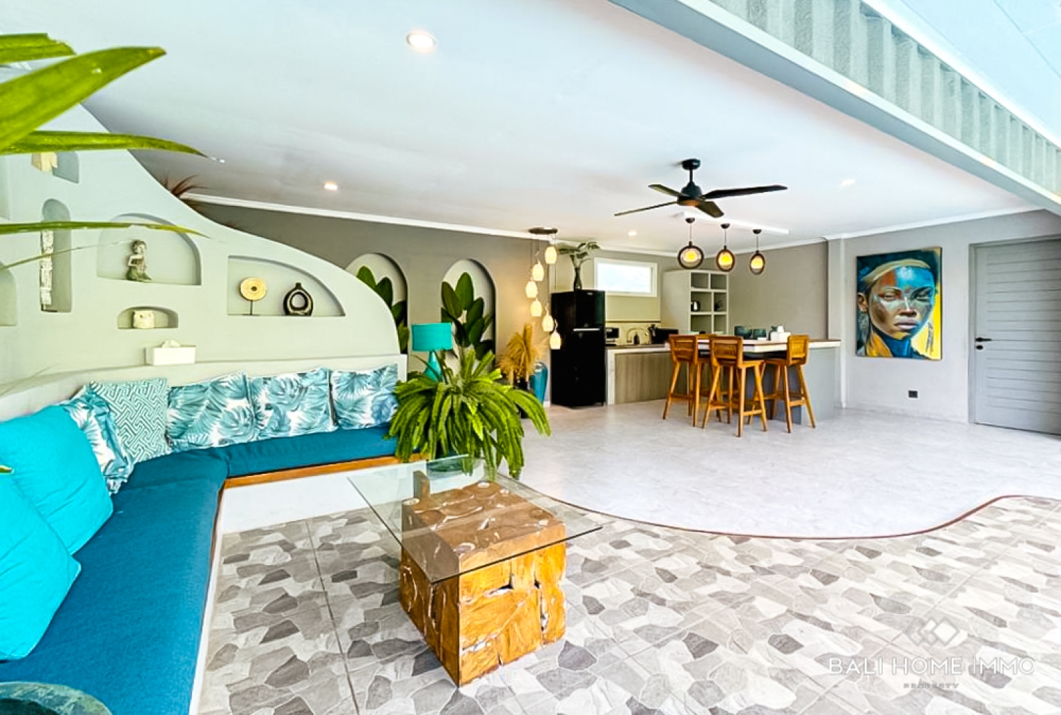 BEAUTIFUL 2 BEDROOM VILLA FOR SALE LEASEHOLD IN UNGASAN view 3