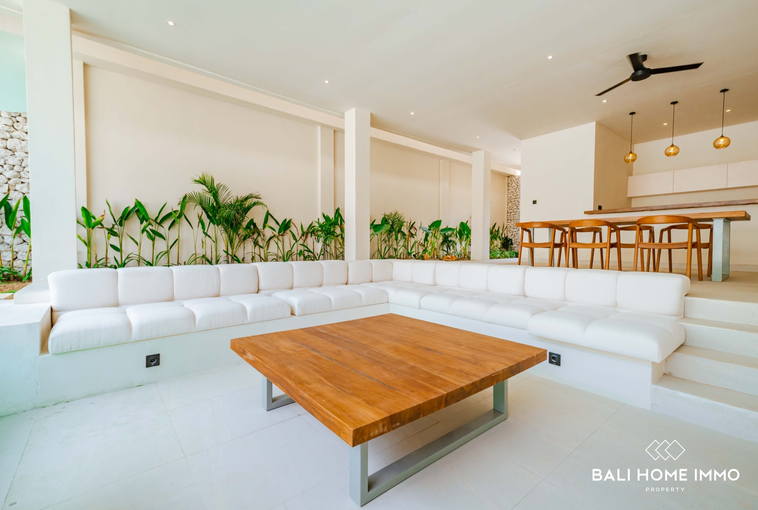 BEAUTIFUL 2 BEDROOM ELEGANT VILLA FOR SALE LEASEHOLD IN UNGASAN view 5