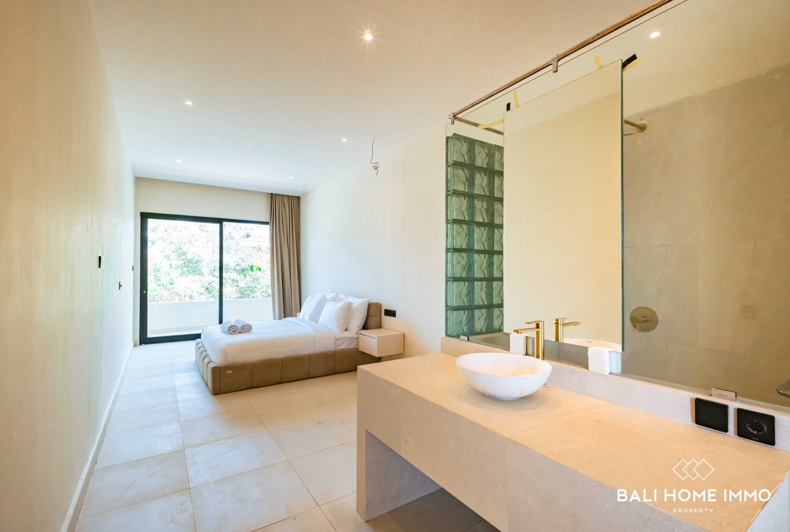 BEAUTIFUL 2 BEDROOM ELEGANT VILLA FOR SALE LEASEHOLD IN UNGASAN view 16