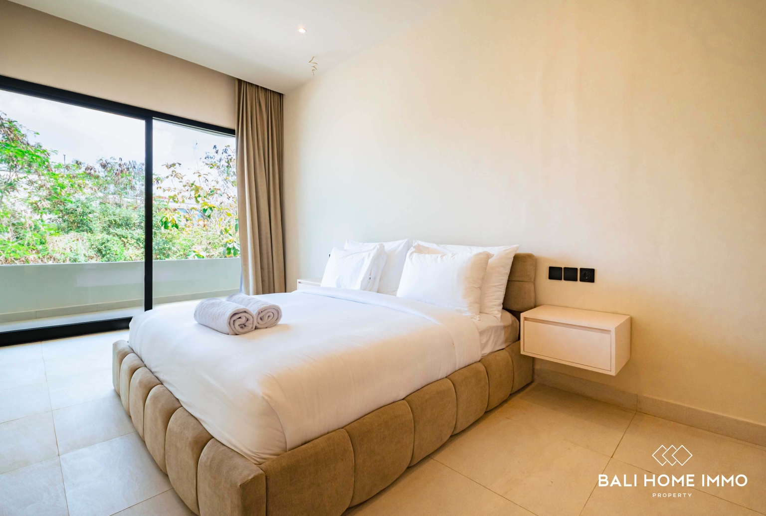 BEAUTIFUL 2 BEDROOM ELEGANT VILLA FOR SALE LEASEHOLD IN UNGASAN view 15