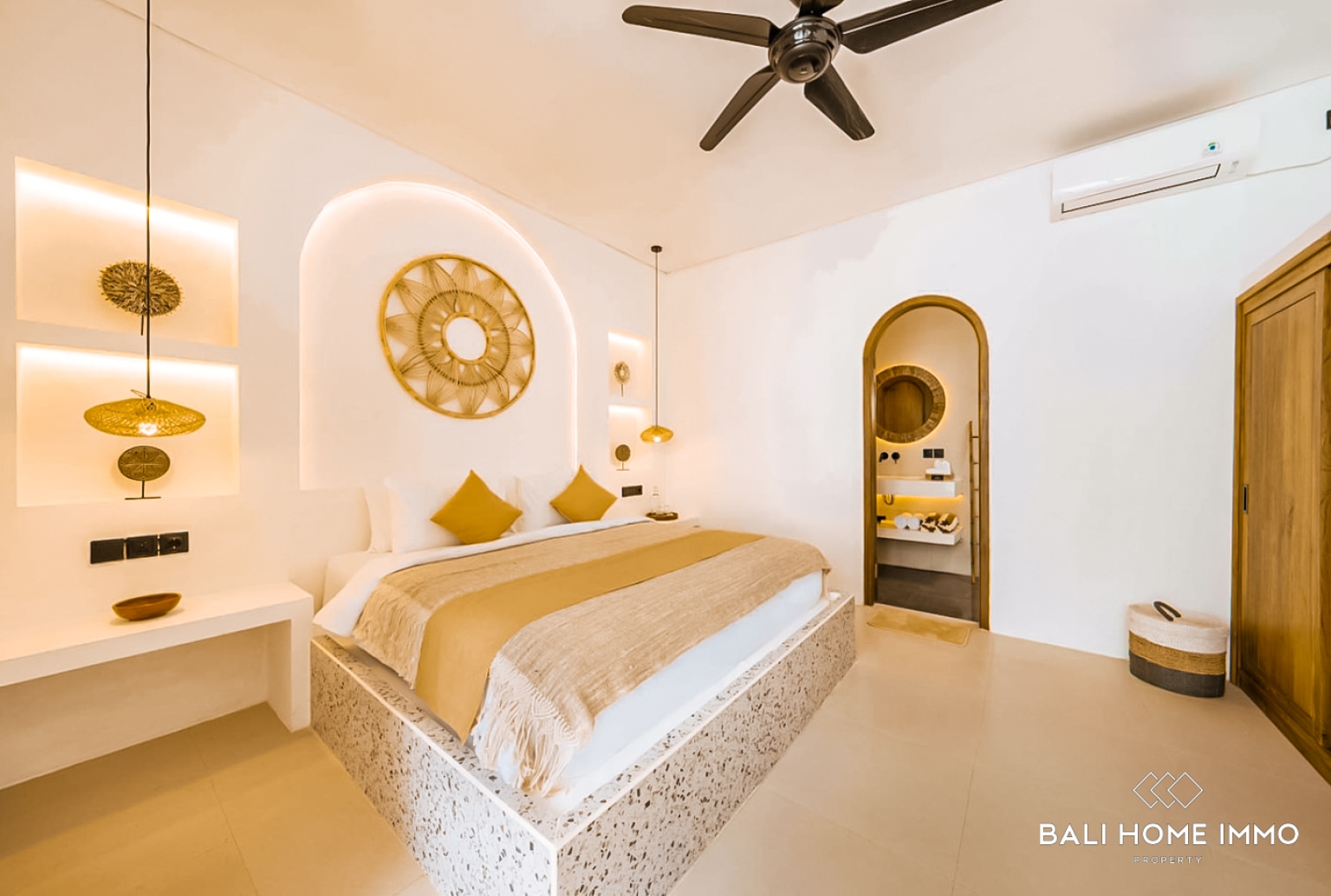 BEAUTIFUL 2 Bedroom Mediterranean Villa for Sale in Ungasan view 9