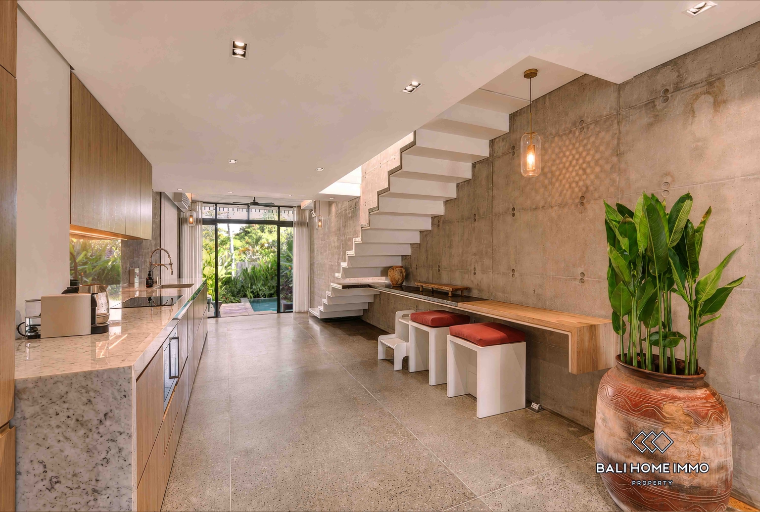 BEAUTIFUL 2 BEDROOM VILLA FOR SALE AND RENT IN BERAWA CANGGU view 6