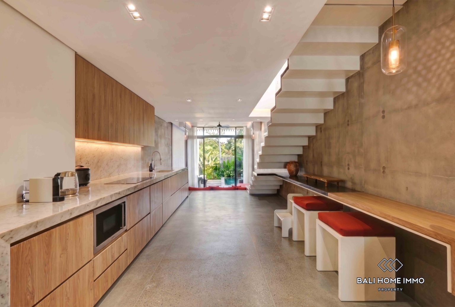 BEAUTIFUL 2 BEDROOM VILLA FOR SALE AND RENT IN BERAWA CANGGU view 7