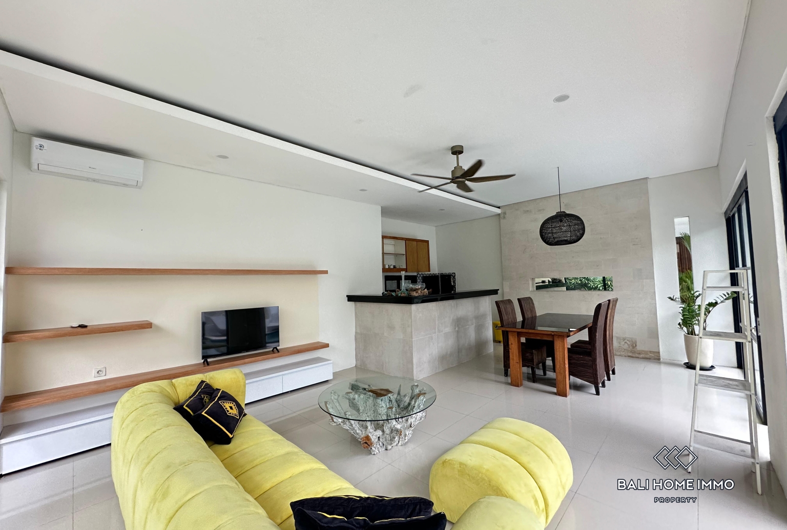 Belle villa de 2 chambres à vendre à Bali Umalas view 4