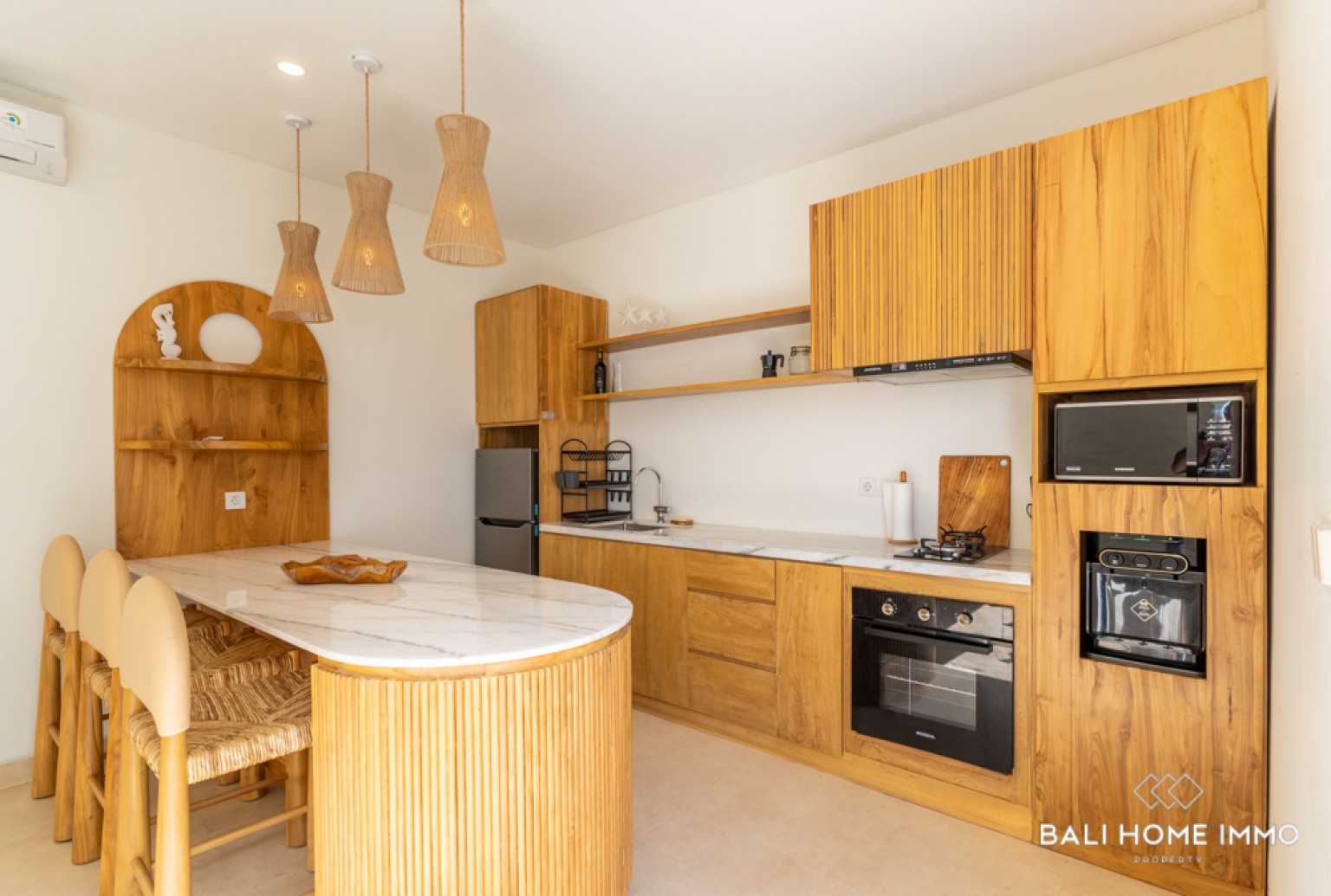 BEAUTIFUL 2 BEDROOM VILLA FOR SALE LEASEHOLD & RENTAL IN PECATU view 6