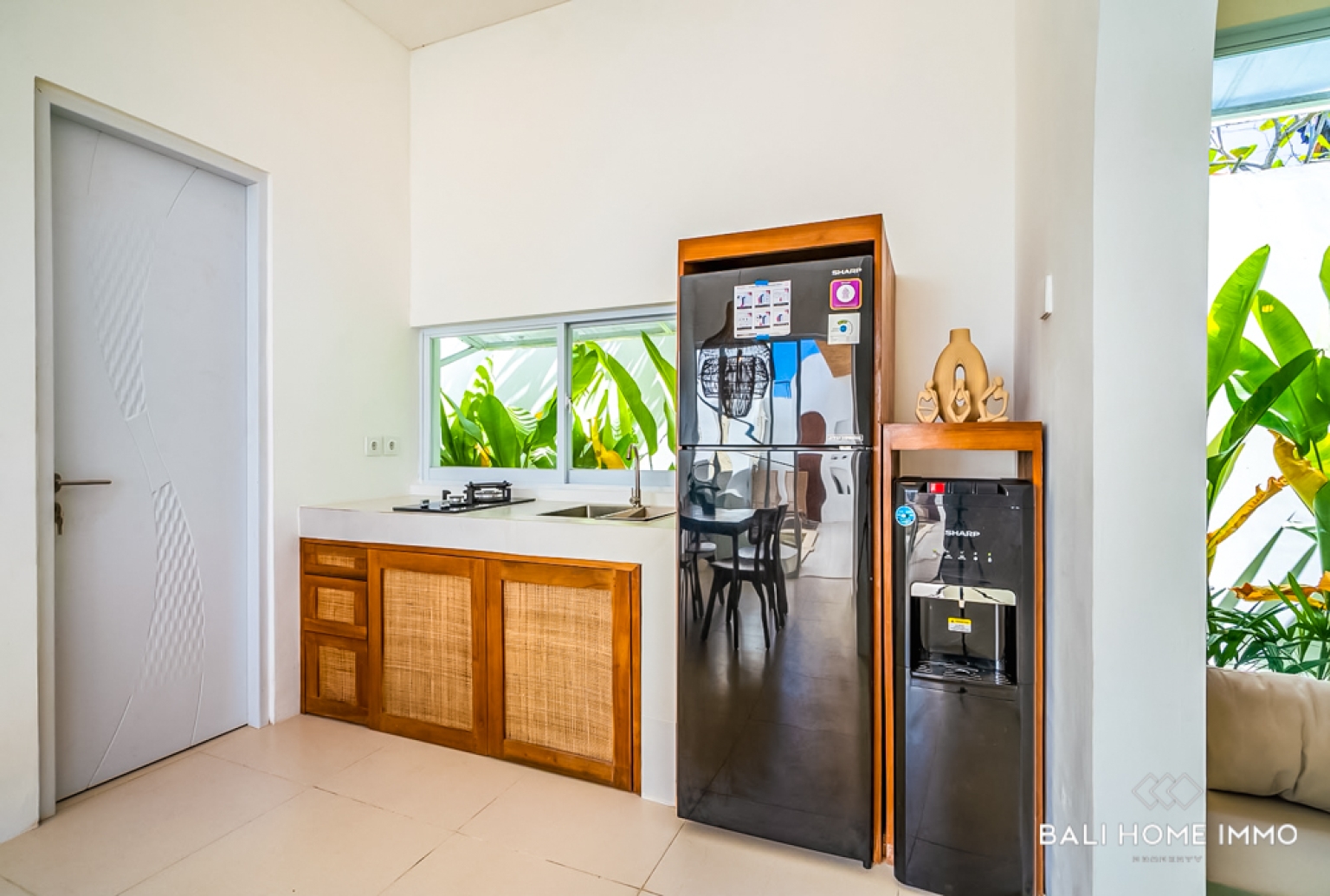 VILLA INDAH 2 KAMAR TIDUR DENGAN ATAP UNTUK DIJUAL DI MELASTI view 7
