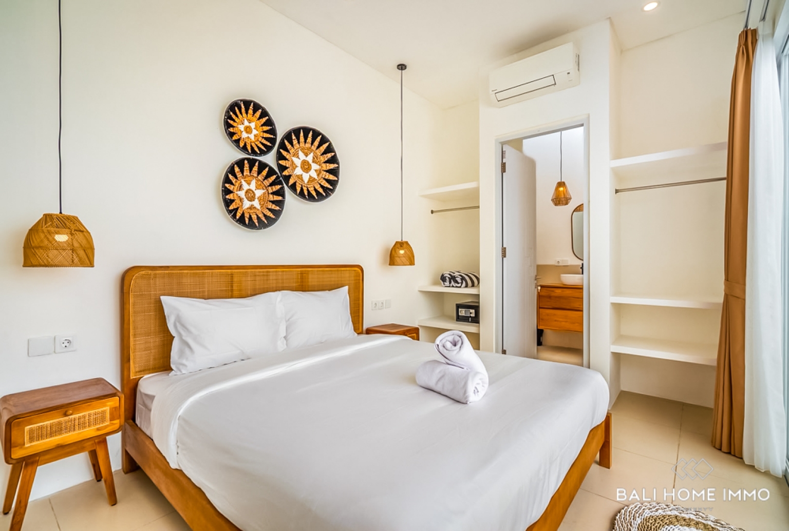 VILLA INDAH 2 KAMAR TIDUR DENGAN ATAP UNTUK DIJUAL DI MELASTI view 8