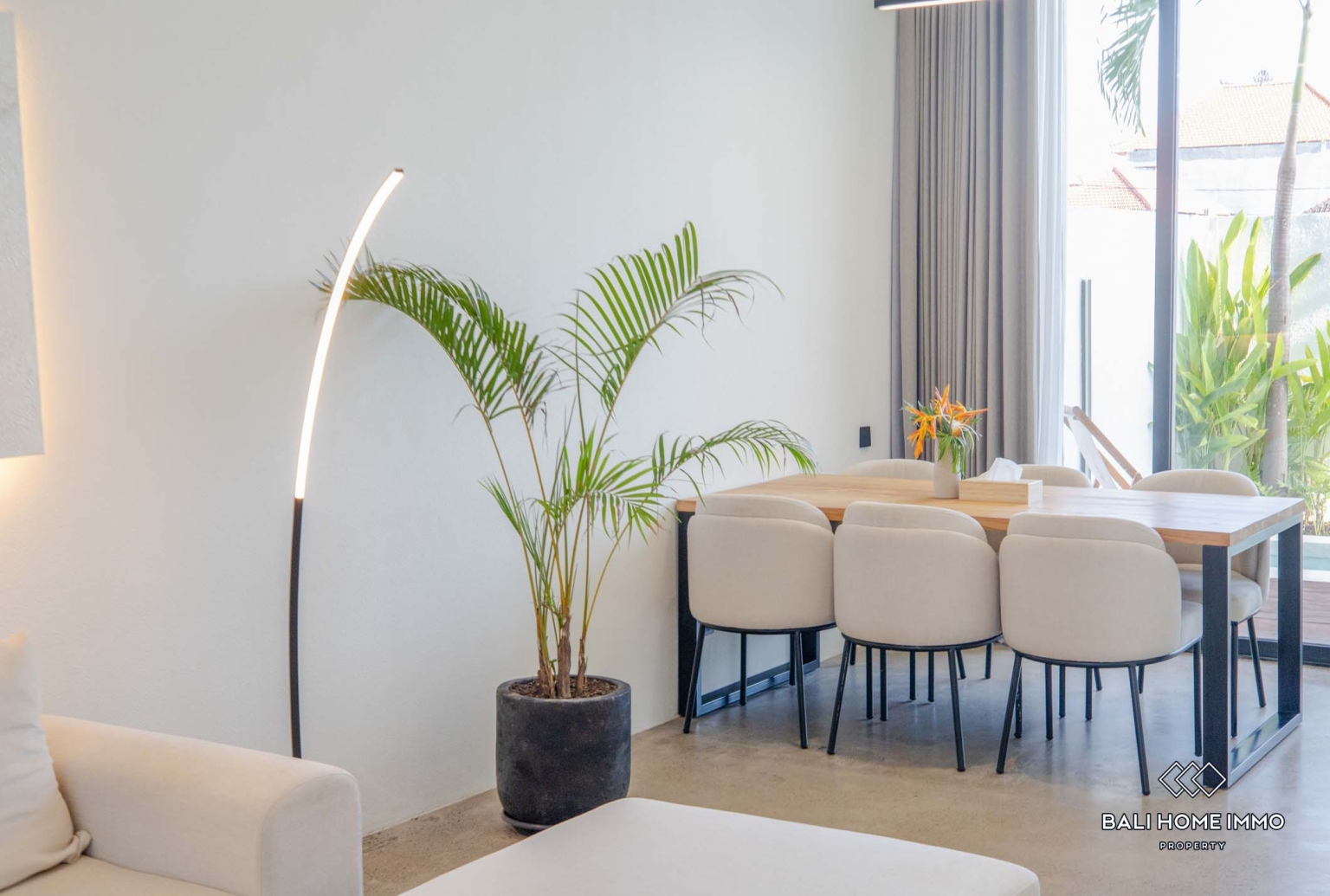 beautiful 2 Bedrooms private villa inside a villa complex for monthly rental in Canggu Berawa view 6