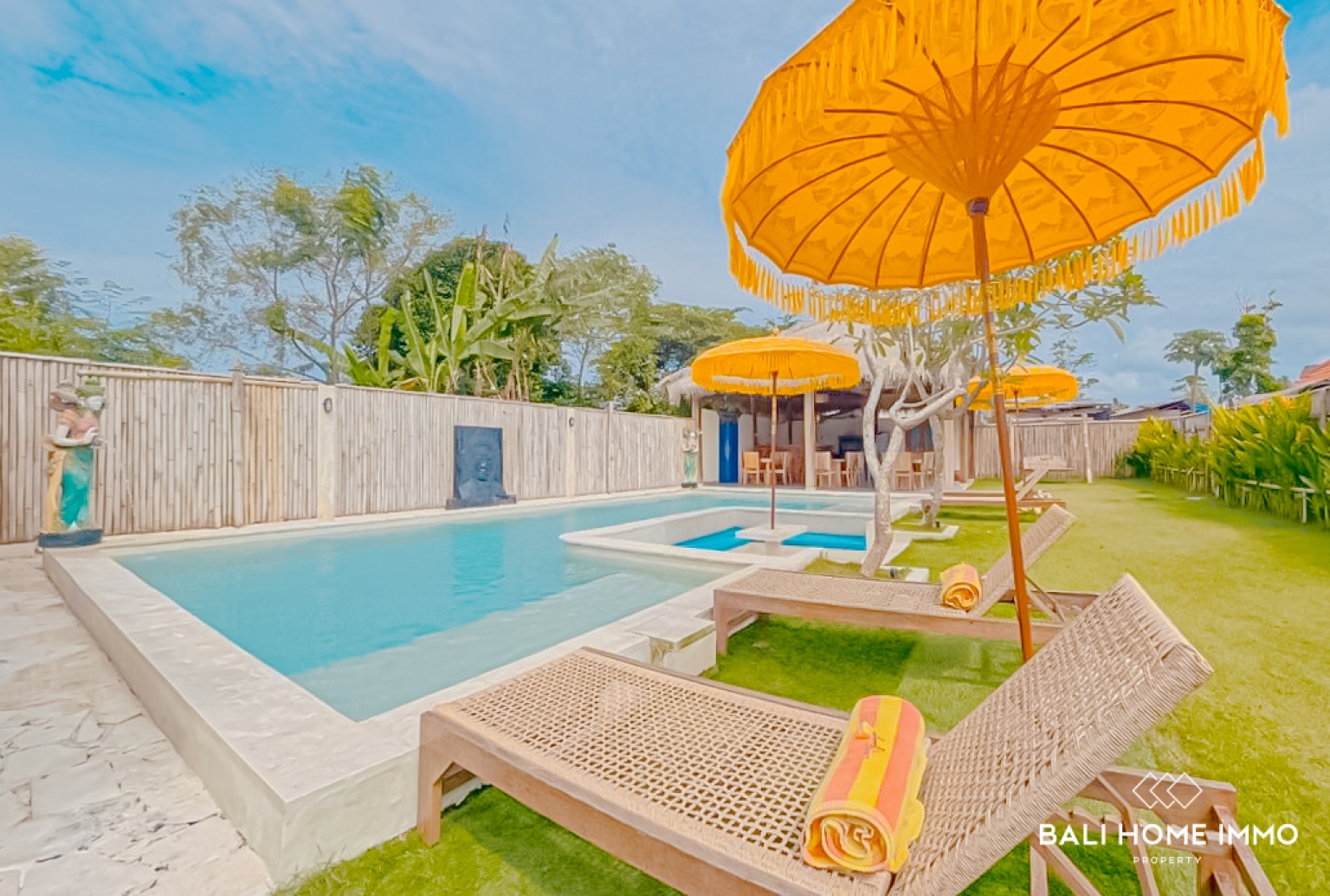 BEAUTIFUL 2 BEDROOMS TOWNHOUSE FOR MONTHLY RENTAL IN ULUWATU UNGASAN view 2