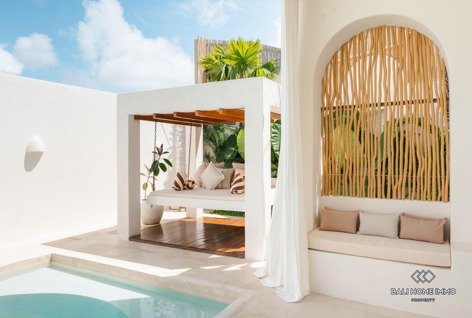 BEAUTIFUL 2 BEDROOMS VILLA FOR MONTHLY RENTAL IN ULUWATU - BINGIN view 4