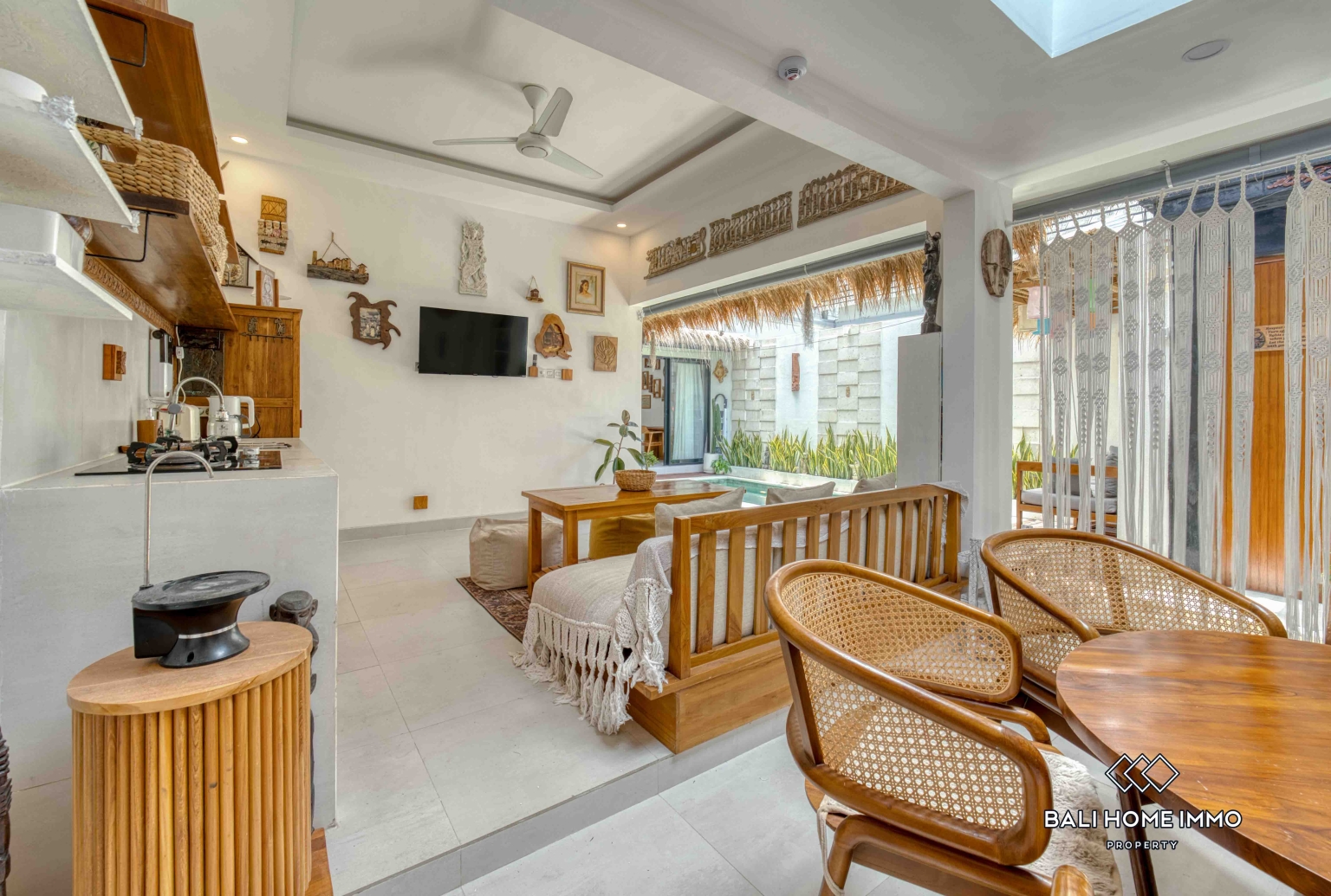 Beautiful 2 Bedrooms villa for sale leasehold in Bali view 7